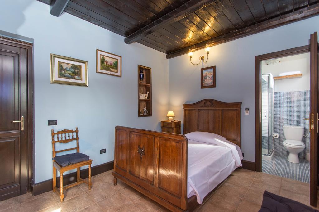 Papyrus Farm stay *